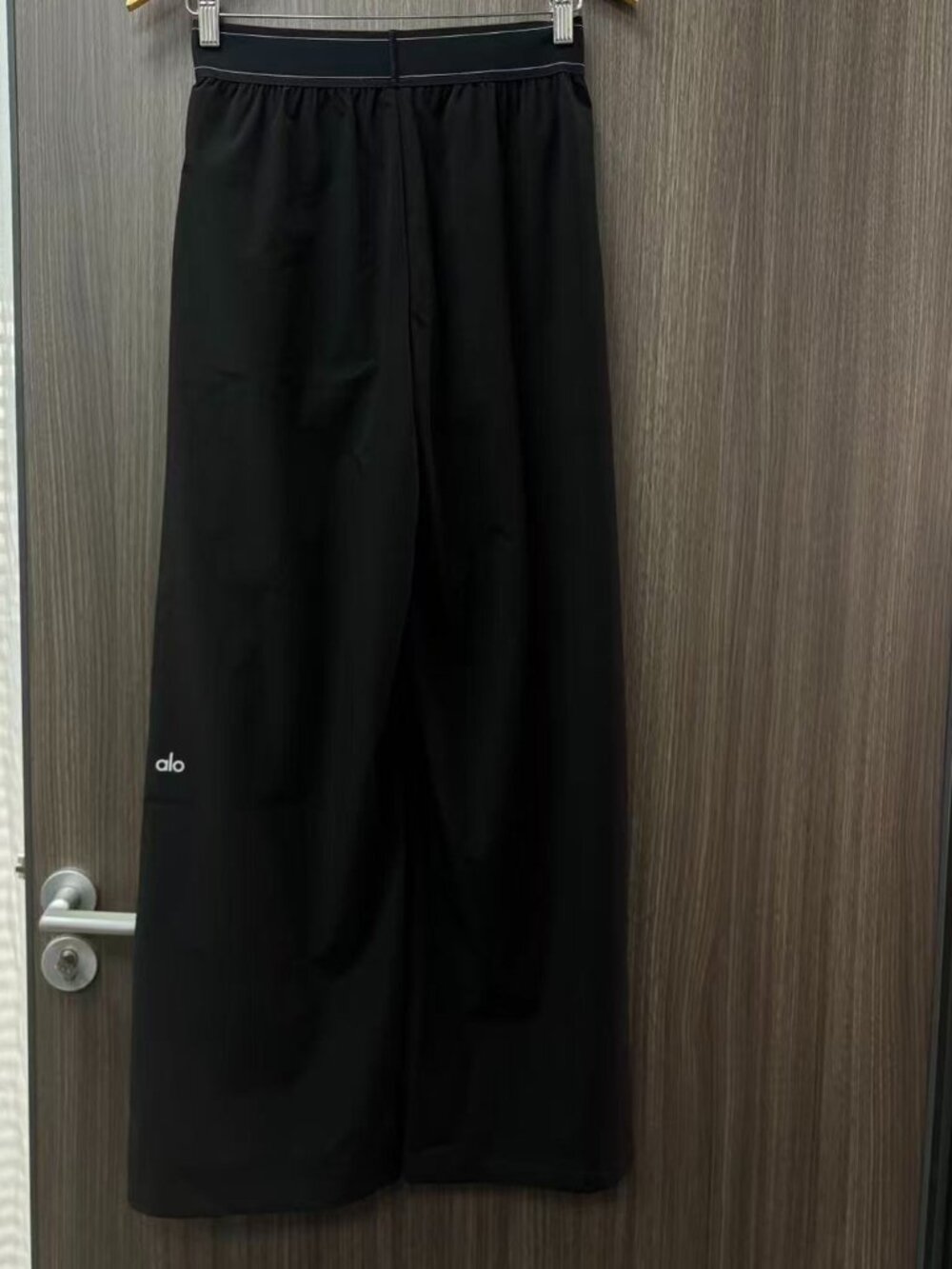 ALO Yoga Women's Black Suit Pants 🖤 Regular Size 30-inch Inner Seam - Picture 6 of 8